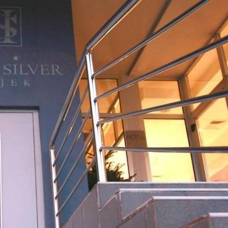 Hotel Silver Osijek Exteriör bild